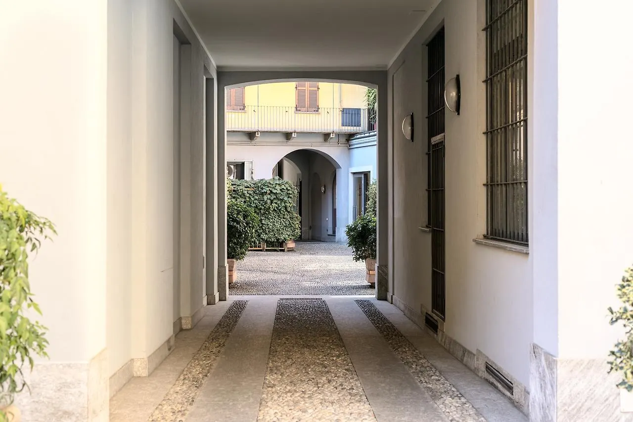 Heart Milan Apartments Corso Como 0*,  Italia
